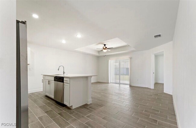 Building Photo - 5023 24th St SW