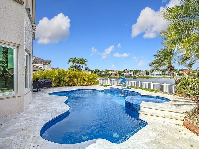 Building Photo - 4973 SW 158th Way