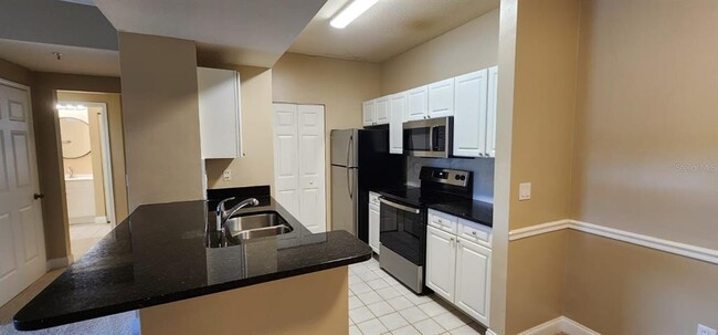 Building Photo - 2015 Reston Rd