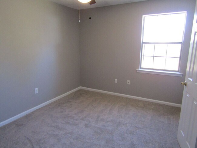 Building Photo - 1271 Windrow Dr