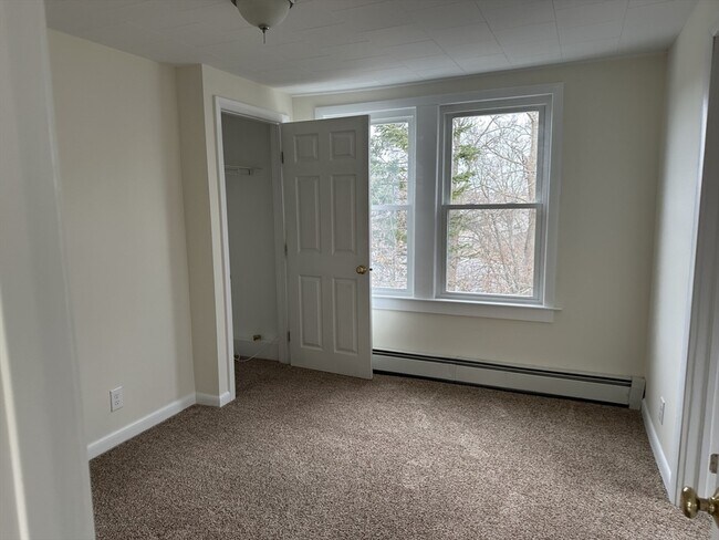 Building Photo - 357 Lancaster St