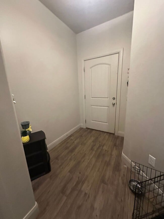 Building Photo - 241 E 3025 N