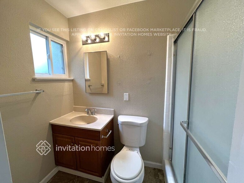 Building Photo - 5910 Denver Dr