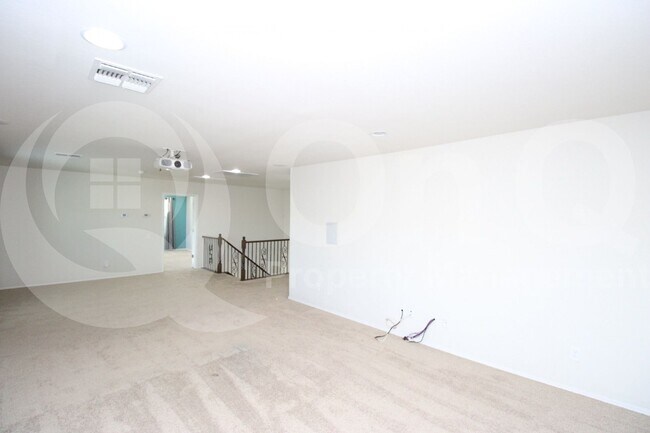 Building Photo - 3159 E Chisum Ln