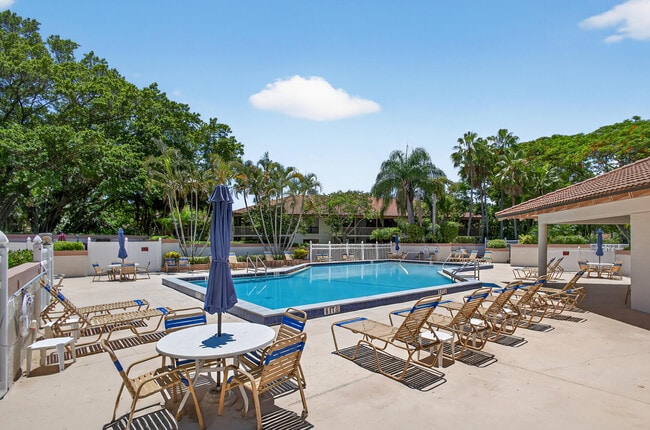 Building Photo - 611 Brackenwood Cove