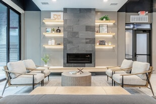 Interior Photo - Oxford Vista