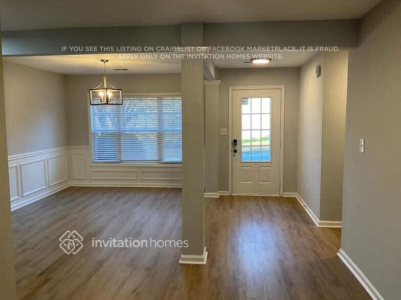 Building Photo - 2373 Walnut Tree Ln