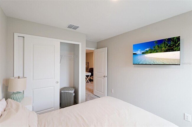 Building Photo - 17063 Coral Key Dr