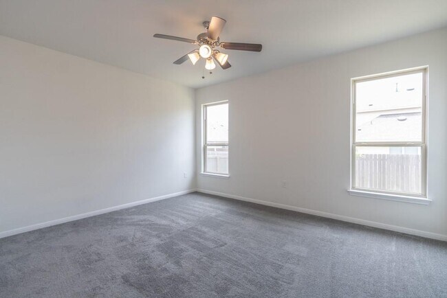 Building Photo - 909 Durness Dr