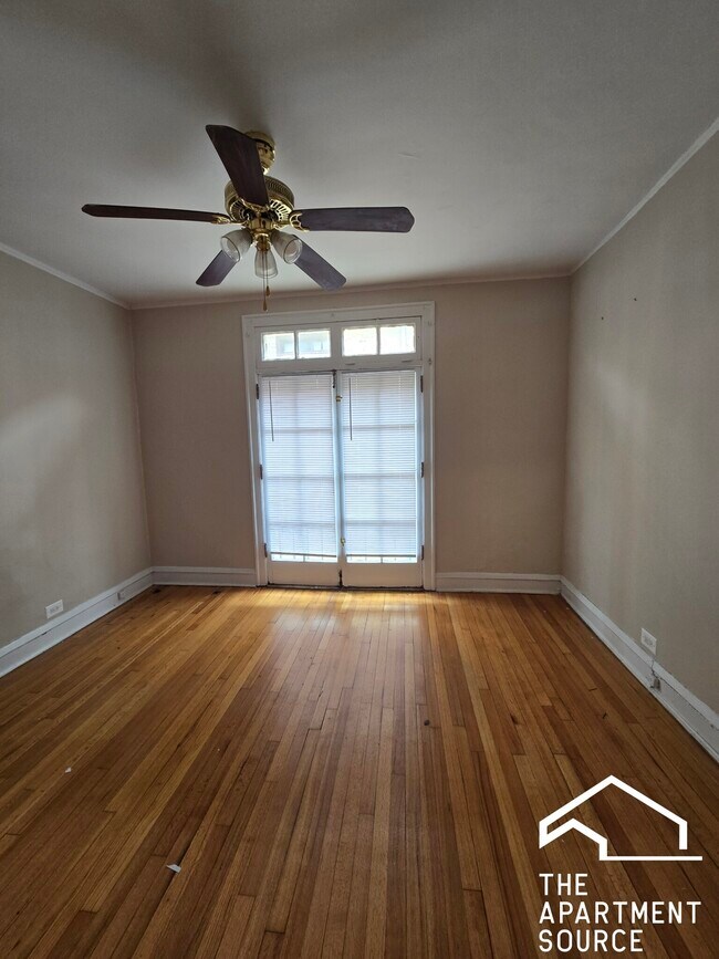 Building Photo - 909 Elmwood Ave