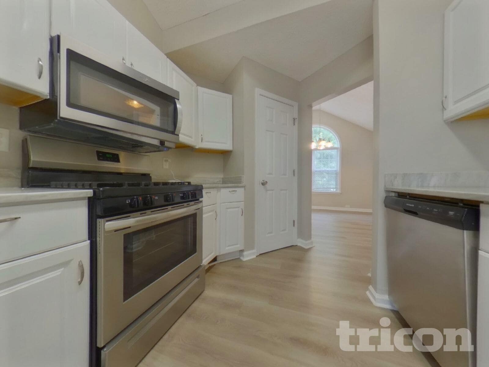 Building Photo - 7093 Springgrove Ct