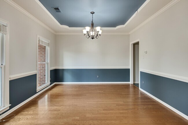 Building Photo - 979 Welbeck Cove
