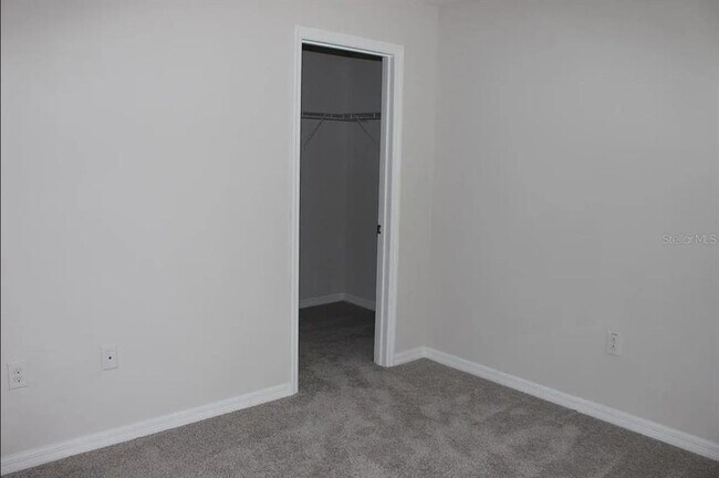 Building Photo - 3807 Brighton Park Cir