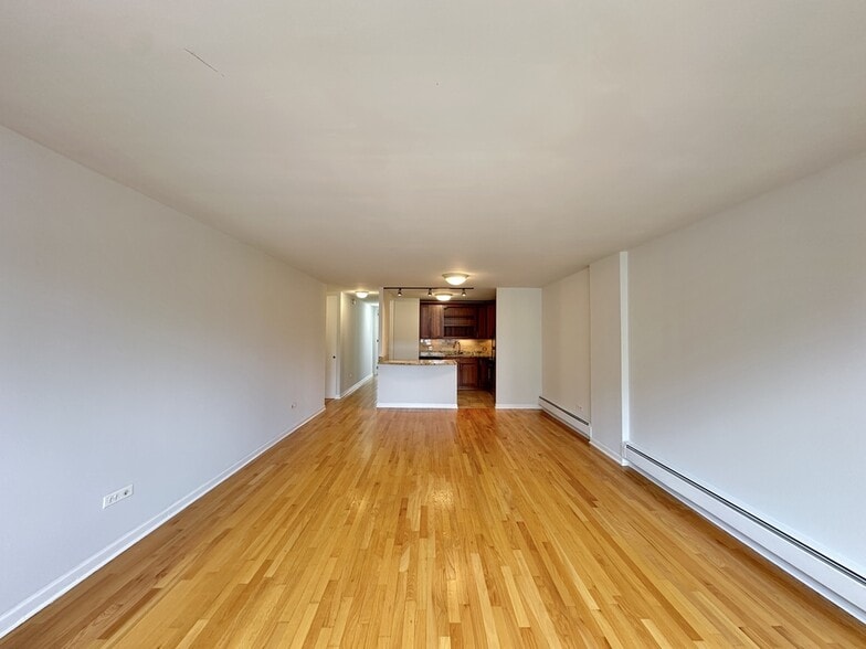 Building Photo - 1442 N Dearborn St