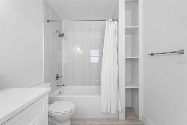 Building Photo - 11572 63rd Ave N