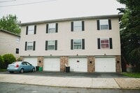 Building Photo - $100 OFF SPECIAL - Austin Street Homes - Comfort & Convenience Combined – 2BR Townhomes Now Leasing