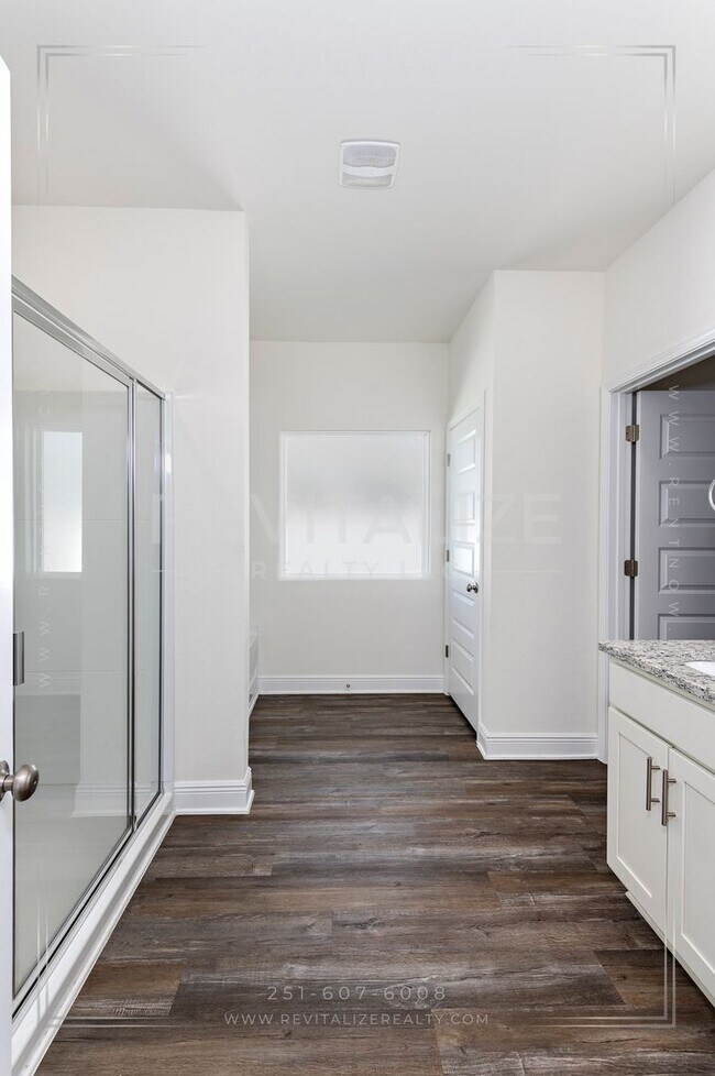 Building Photo - Move-in Ready 4 Bed 2 Bath Daphne Home in Jubilee Farms