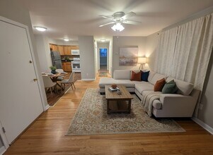 Building Photo - 3921 Lankenau Ave