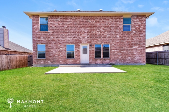 Building Photo - 512 Laurel Ln