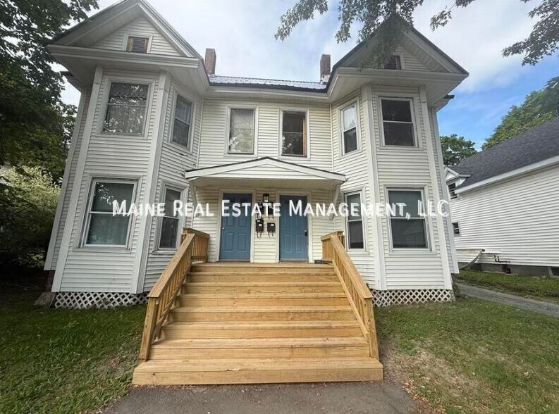 Primary Photo - 36 Pier St