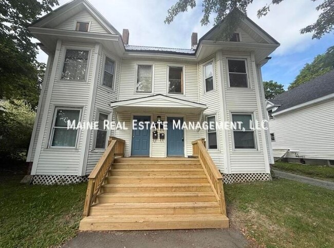 Building Photo - 36 Pier St