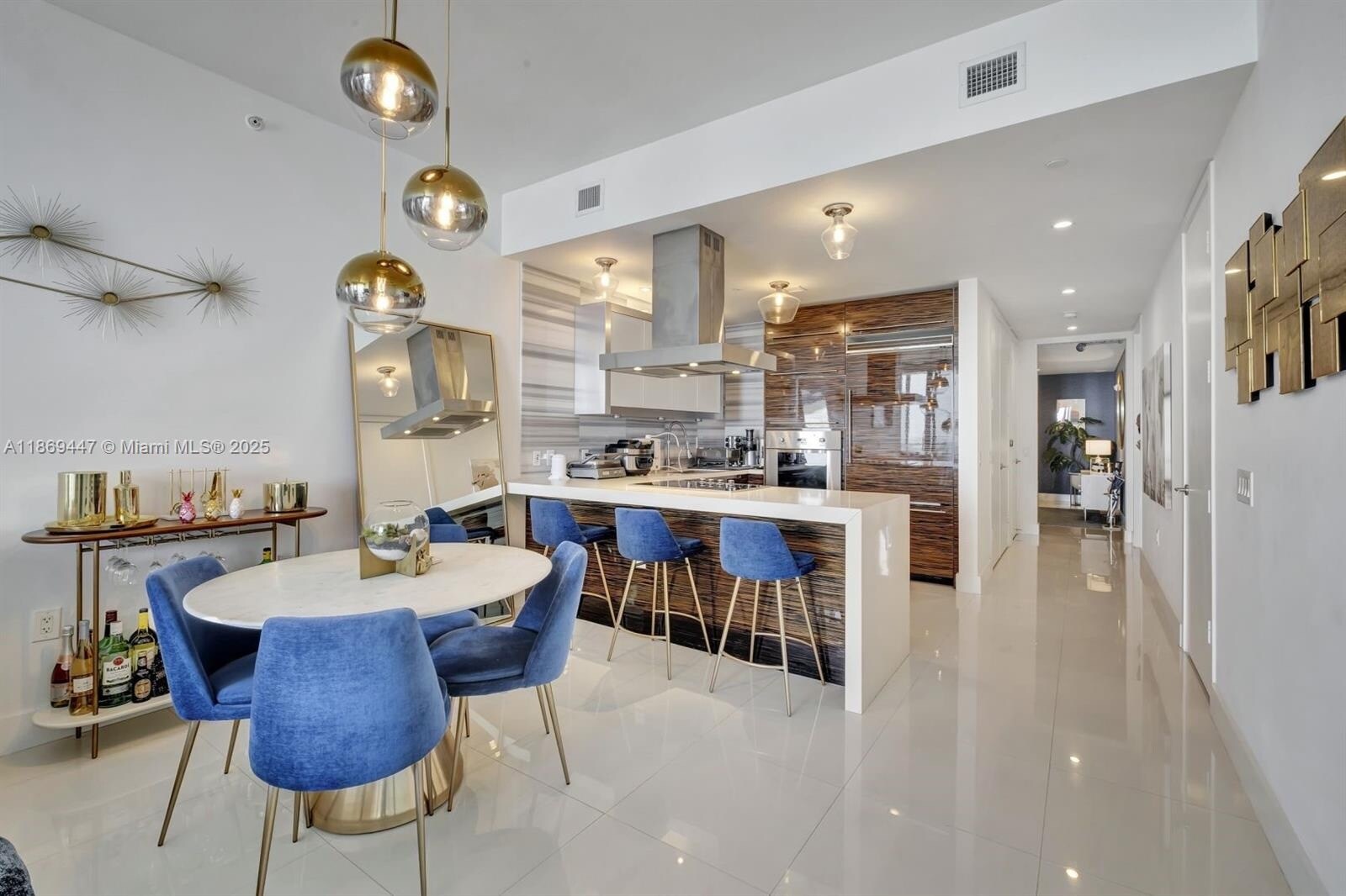 Building Photo - 1100 Biscayne Blvd