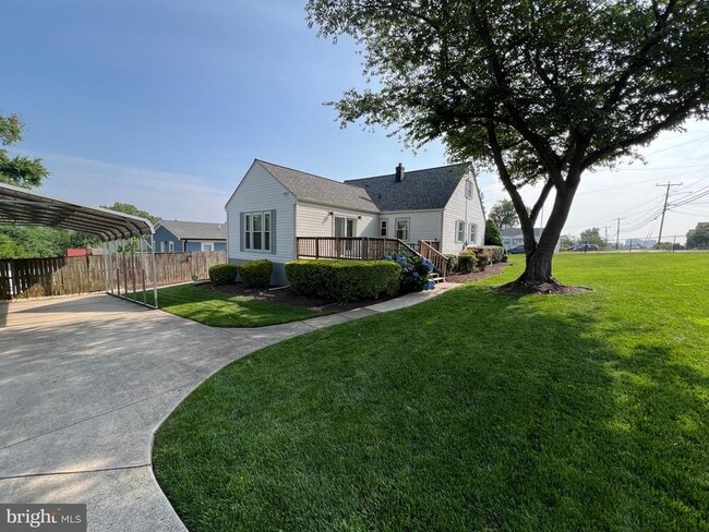 Building Photo - 5626 Tremont Dr