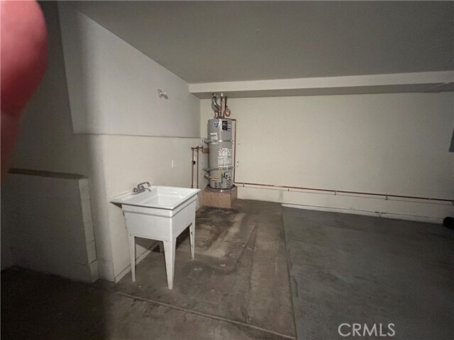 Building Photo - 2931 Plaza del Amo