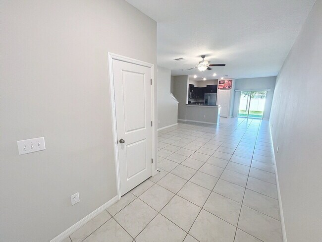 Building Photo - 4461 Globe Thistle Dr