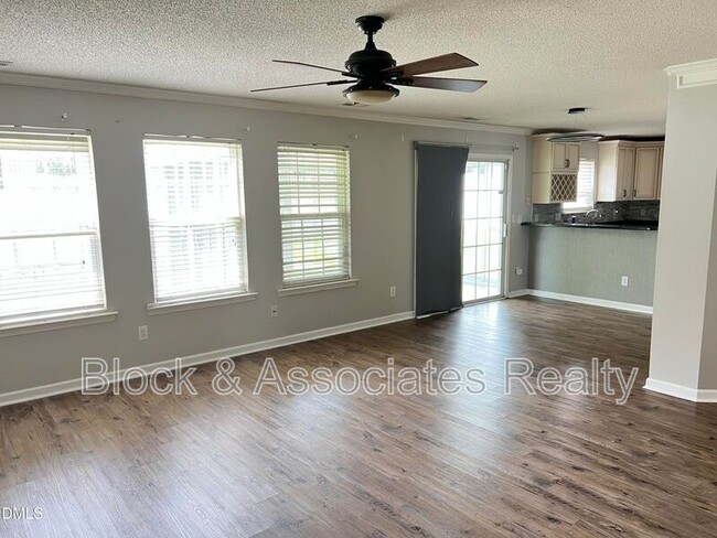 Building Photo - 5013 Marathon Ln