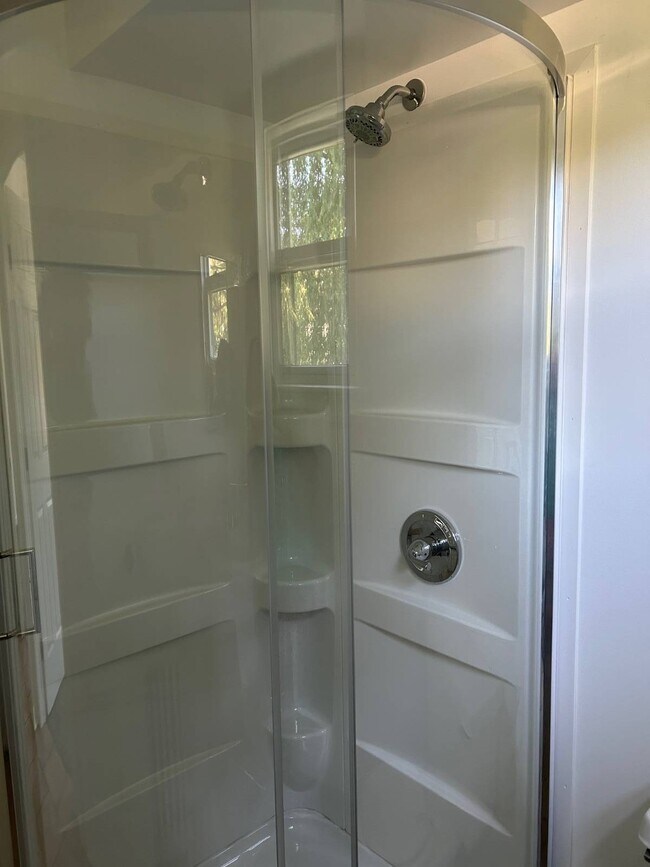 Building Photo - 54 Pancake Hollow Rd