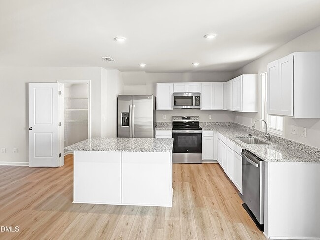 Building Photo - 150 Elyse Overlook Lp