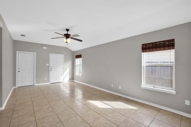 Building Photo - 1200 Brendon Lee Lane