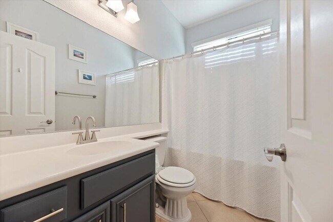 Building Photo - 3982 Eastgate N Rd