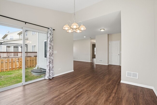 Building Photo - 2647 Pecos Cir