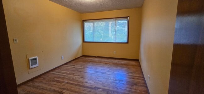 Building Photo - Troy