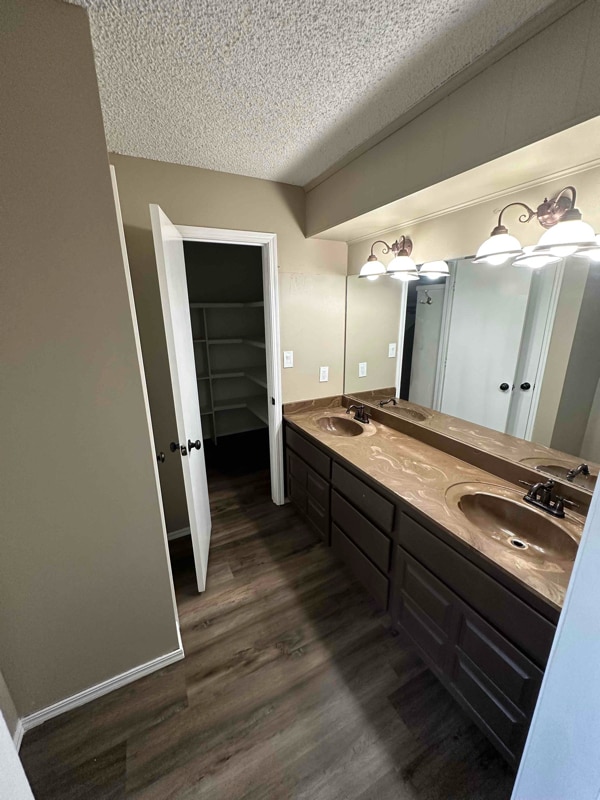 Building Photo - 9224 W 1st St