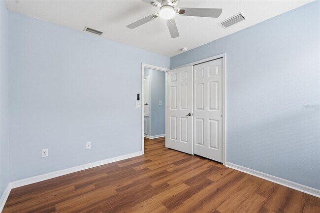 Building Photo - 2505 Harn Blvd