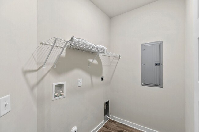 Building Photo - 275 Avalon Wy