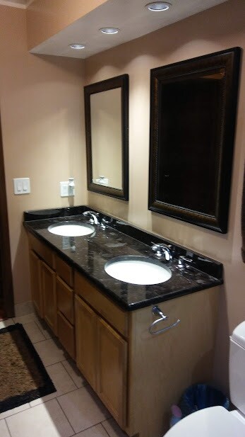 Building Photo - 6400 W Berteau Ave