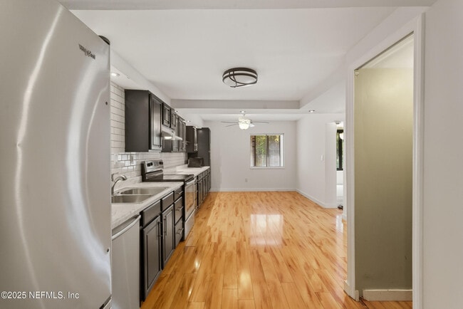 Building Photo - 7188 Cypress Cove Rd