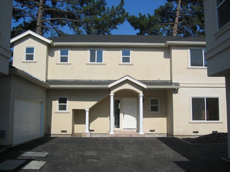 Building Photo - 400 Cypress Ave