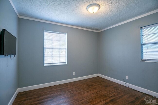 Building Photo - 4381 Bixby Cir