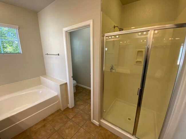 Building Photo - Move in by 01/15/2026 and Get $300 Off the First Month of Rent