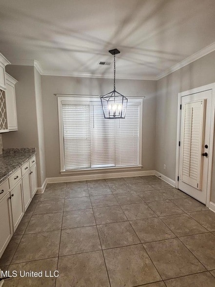 Building Photo - 3153 Fossil Hill Dr