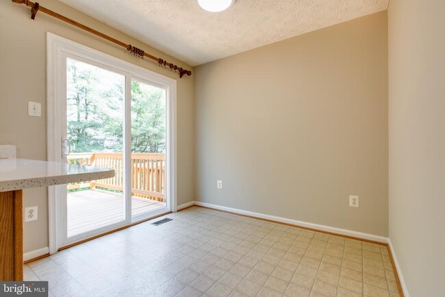 Building Photo - 3274 Halcyon Ct
