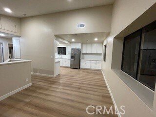 Building Photo - 371 S Sierra Madre Blvd