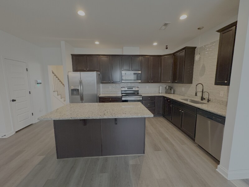 Building Photo - 2812 Church St