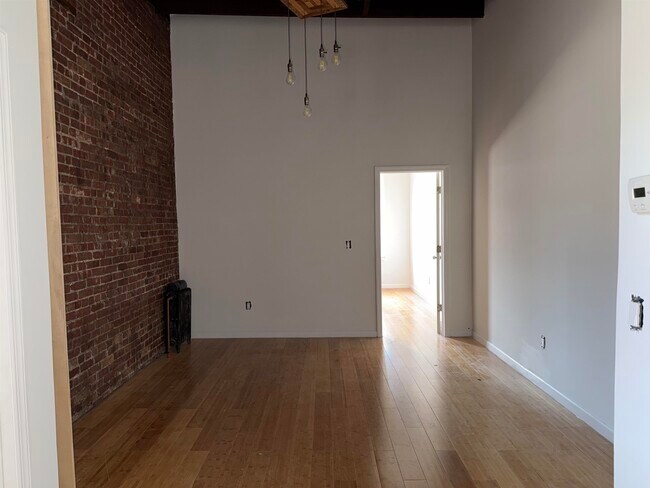 Building Photo - 2709 Bergenline Ave