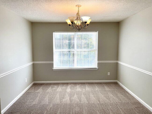 Building Photo - Welcome to this charming 3-bedroom, 2.5-bathroom home located in the desirable area of Ellenwood,...